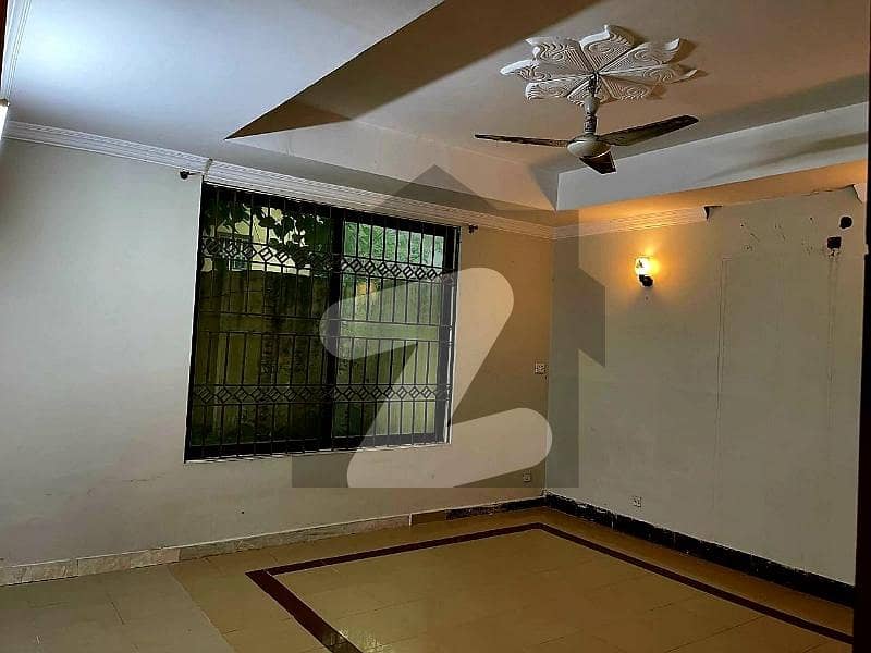 G. 9 Ground Portion Available For Rent G. 9 Ground Portion Available For Rent
