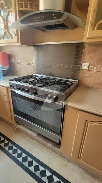 Fully Furnished Upper Portion For Rent In G11/2 (30*70)