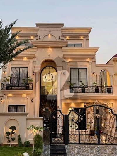 Fair-Priced Prime Location 10 Marla House Available In Citi Housing Society