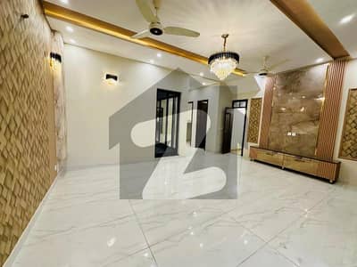 5 Marla barnd new independent flat for rent