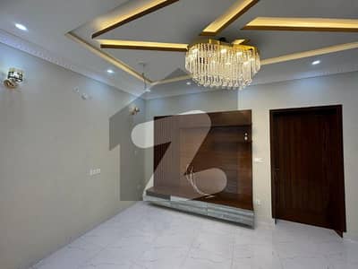 پارک ویو سٹی - ٹیولپ بلاک پارک ویو سٹی,لاہور میں 4 کمروں کا 5 مرلہ مکان 80.0 ہزار میں کرایہ پر دستیاب ہے۔