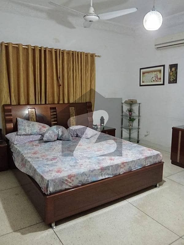 FULLY FURNISHED ROOM AVAILABLE FOR RENT AT BATHISLAND FULLY FURNISHED ROOM AVAILABLE FOR RENT AT BATHISLAND