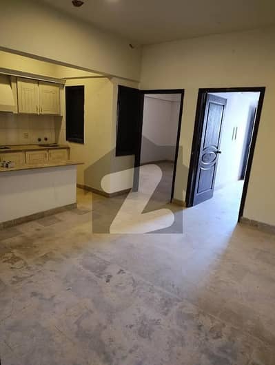 Prominent location Apartment with lift at Bukhari commercial in very Reasonable Price