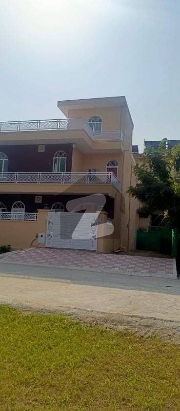 G-9 Corner House For Sale G-9 Corner House For Sale
