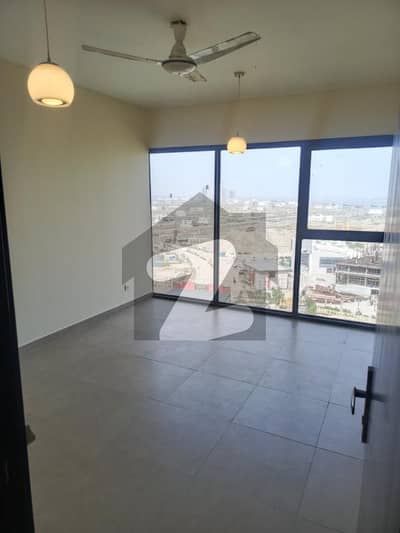 عمار کورل ٹاورز امارکریسنٹ بے,ڈی ایچ اے فیز 8,ڈی ایچ اے ڈیفینس,کراچی میں 3 کمروں کا 11 مرلہ فلیٹ 5.9 کروڑ میں برائے فروخت۔