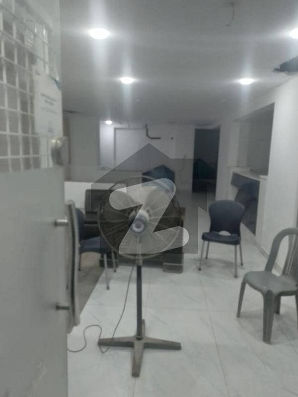 Prime Location 200 Square Yards Office For Grabs In Mehmoodabad Prime Location 200 Square Yards Office For Grabs In Mehmoodabad