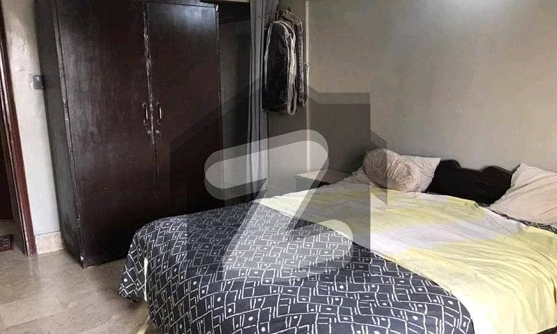 گارڈن ویسٹ کراچی میں 7 مرلہ فلیٹ 1.6 کروڑ میں برائے فروخت۔