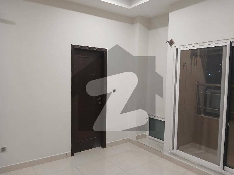 River Hills 02 Bed Brand New Condition River Hills 02 Bed Brand New Condition