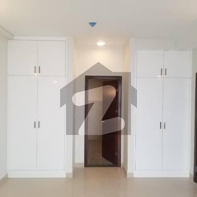 عمار ریف ٹاورز امارکریسنٹ بے,ڈی ایچ اے فیز 8,ڈی ایچ اے ڈیفینس,کراچی میں 4 کمروں کا 12 مرلہ فلیٹ 10.5 کروڑ میں برائے فروخت۔ عمار ریف ٹاورز امارکریسنٹ بے,ڈی ایچ اے فیز 8,ڈی ایچ اے ڈیفینس,کراچی میں 4 کمروں کا 12 مرلہ فلیٹ 10.5 کروڑ میں برائے فروخت۔