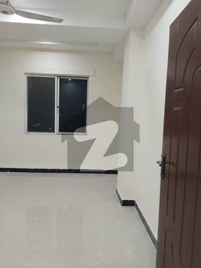 Studio flat for sale