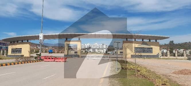 5 marla plot for sale