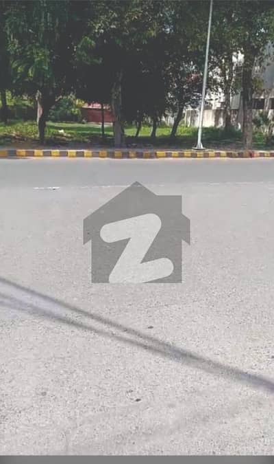 سرور روڈ کینٹ,لاہور میں 1 کنال رہائشی پلاٹ 22.0 کروڑ میں برائے فروخت۔