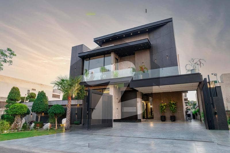 1 KANAL STYLISH MODERN HOUSE FOR SALE