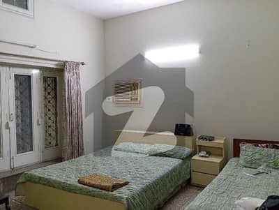 33 Marla Very Prime Location House Civil Lines Single Story House , Also Available For Commercial Use Like Office Etc, Gas ,
