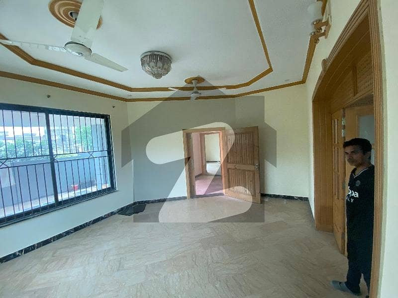 Neat And Clean Portion Available For Rent Neat And Clean Portion Available For Rent