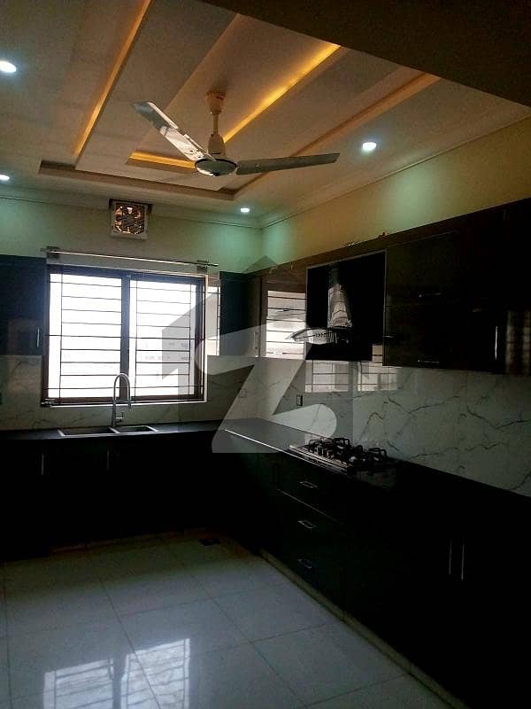 50x90 Kanal Ground Portion For Rent G-13