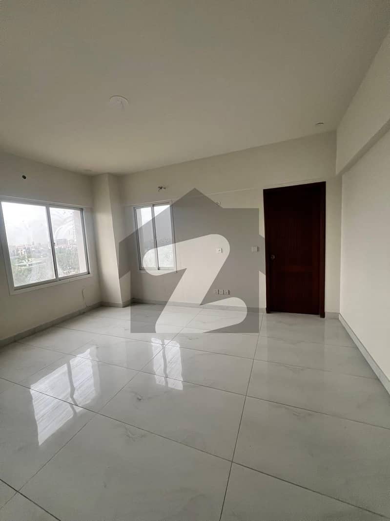 Luxury 3-Bedroom Apartment in Clifton Luxury 3-Bedroom Apartment in Clifton