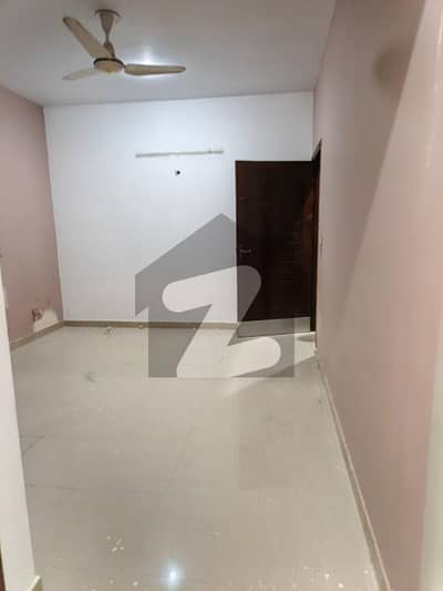 240 SQ YD INDEPENDENT 5 BEDROOMS D/D WITH TWO CARS PARKING (RENOVATION WILL BE START) AVAILABLE IN CLIFTON BLOCK-1 KARACHI.