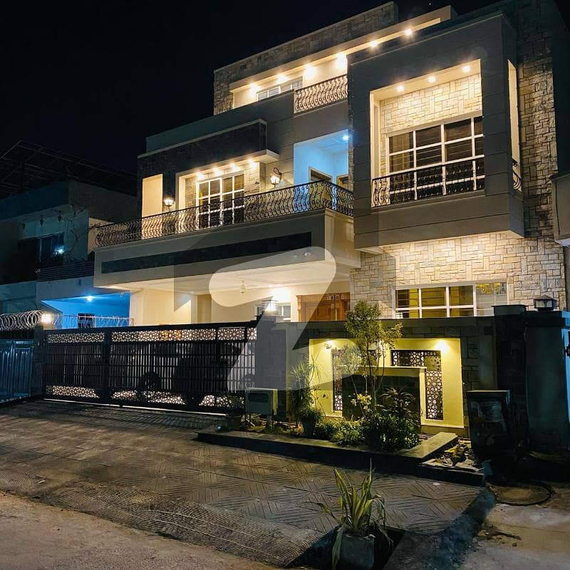 Furnished Rooms Are Available On Monthly Basis,