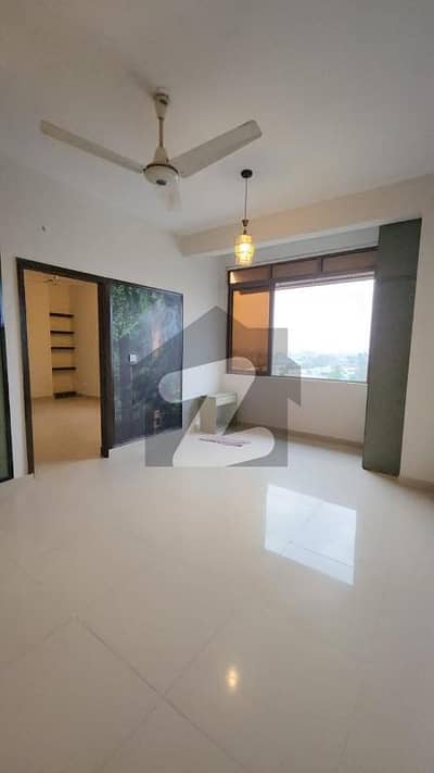 3 Bed DD Flat Available For Sale Lift Car Parking Kda Lease In Gulshan Block 7