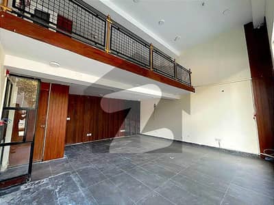 4 MARLA FULL BUILDING FOR RENT IN DHA PHASE 6 ON HOT LOCATION