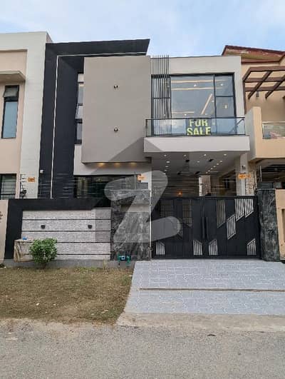 5 Marla Brand New House For Sale