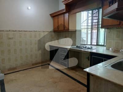 Upper Portion For Rent