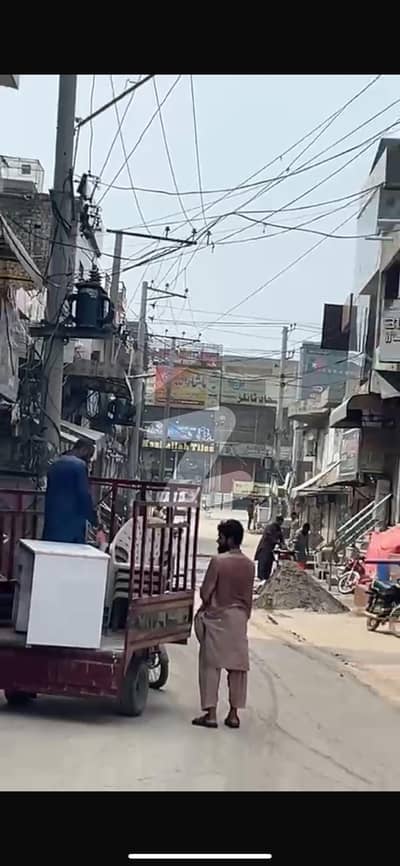 کنگنی والا گوجرانوالہ میں 1 مرلہ دکان 1.1 کروڑ میں برائے فروخت۔
