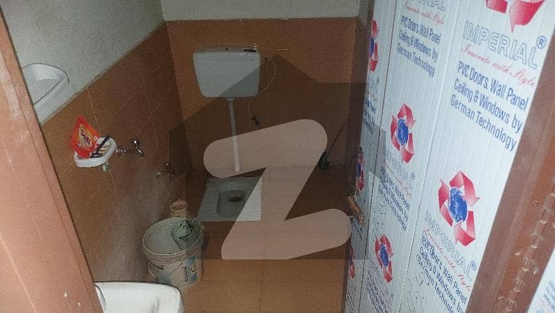 1 Bed Attached Washroom