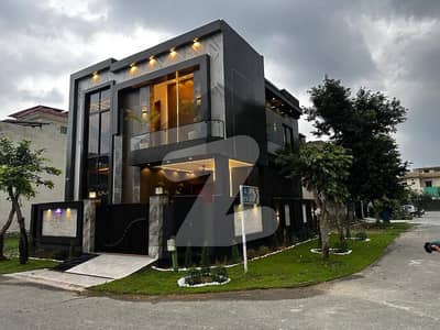 Charming 3-Bedroom 5 Marla House in DHA Modern Comfort with Stylish Finishes