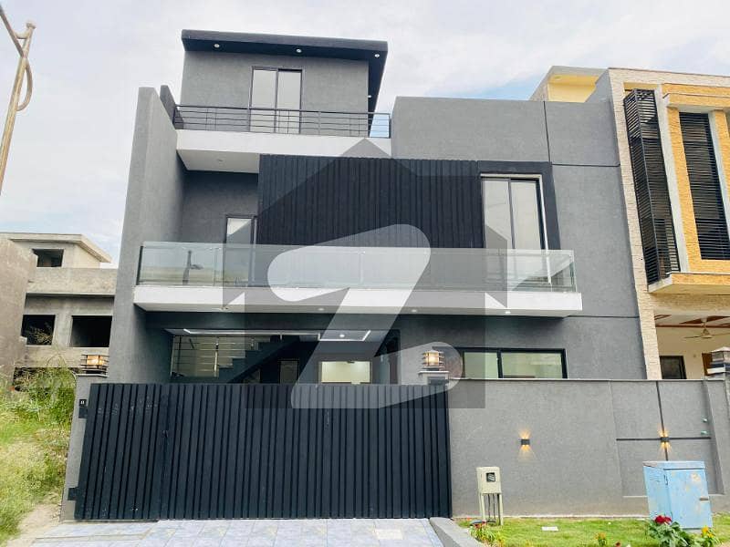 C Block Top location House For Sale C Block Top location House For Sale