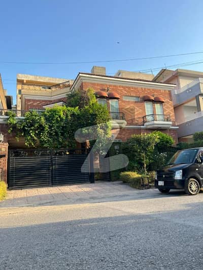 1 Kanal Double Story Dream Home in PWD Prime Location Behind KFC