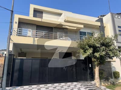 10 Marla new house