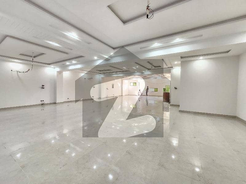 Building Available For Offices Building Available For Offices