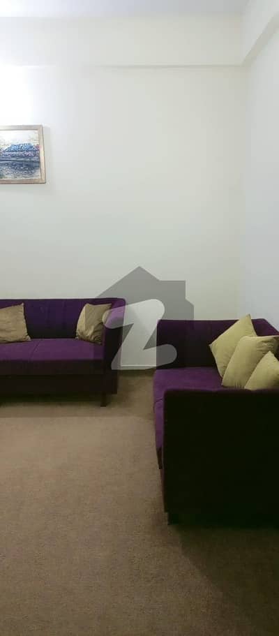 اولڈ باڑہ روڈ پشاور میں 4 کمروں کا 7 مرلہ فلیٹ 1.55 کروڑ میں برائے فروخت۔