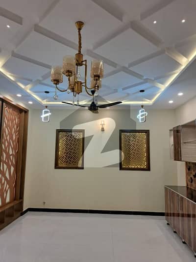 جی ۔ 13 اسلام آباد میں 7 کمروں کا 1 کنال مکان 17.0 کروڑ میں برائے فروخت۔