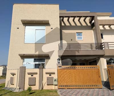بحریہ ٹاؤن فیز 8 بحریہ ٹاؤن راولپنڈی,راولپنڈی میں 4 کمروں کا 6 مرلہ مکان 2.65 کروڑ میں برائے فروخت۔