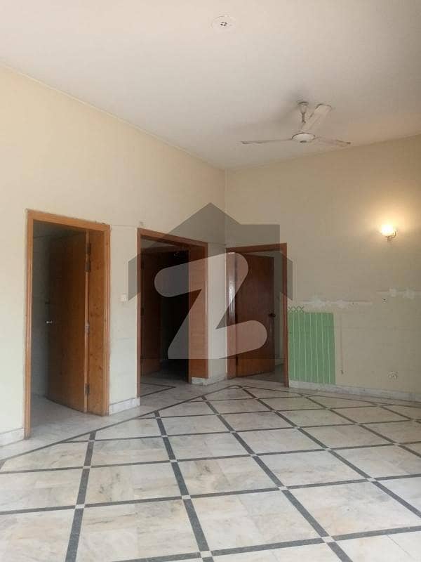 Ideal Upper Portion For rent In F-11 Ideal Upper Portion For rent In F-11