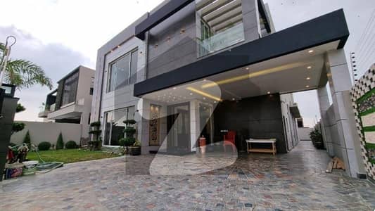 1 Kanal Elegant And Fully Maintained Super Hot Located Bungalow Is Available In The Best Block Of DHA Lahore.