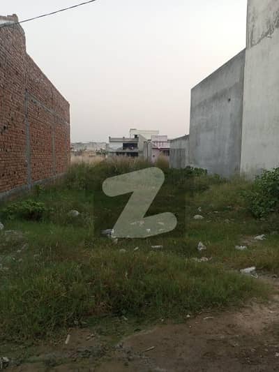 7.25 Marla Plot for Sale in Shaheen Town