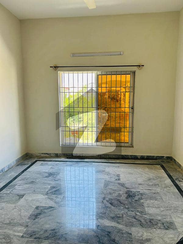 Sector D12 5 Marla upper portion for rent Sector D12 5 Marla upper portion for rent