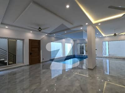 On Excellent Location D-12/2 1 Kanal House Up For sale