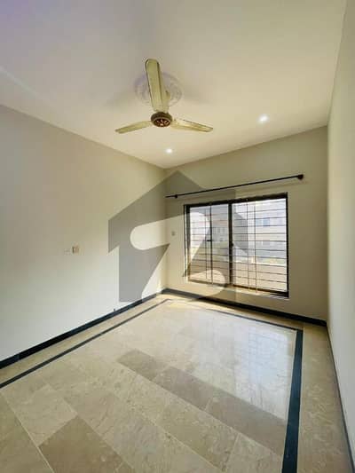 Brand New Condition 4 Marla Upper Portion Is Available For Rent In D. 12