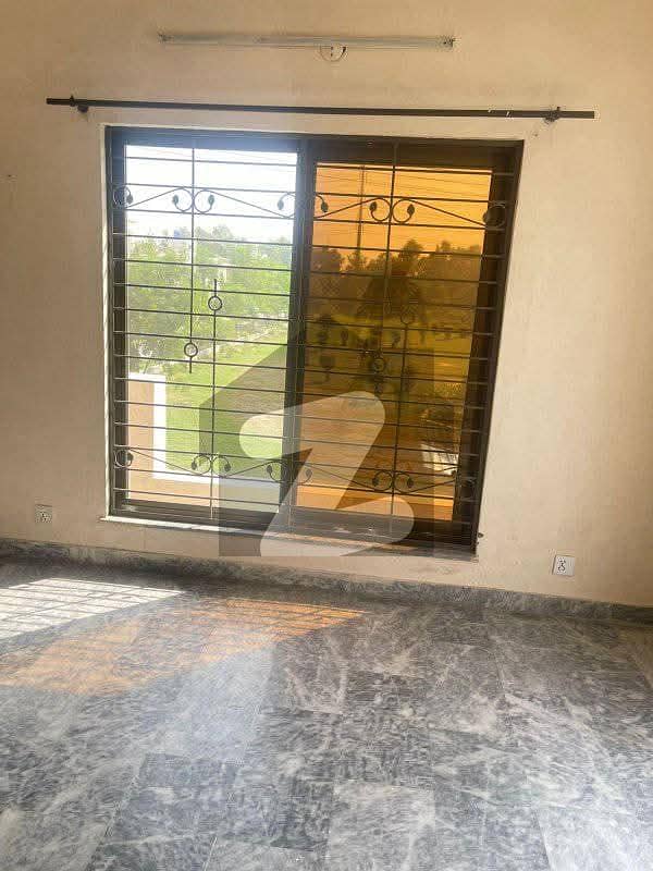 Uper Portion For Rent in G-8/2 Uper Portion For Rent in G-8/2