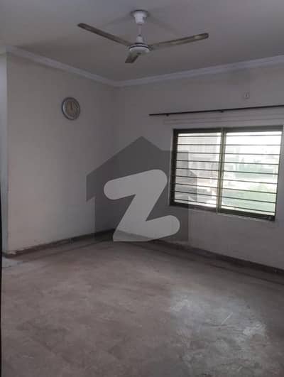 12 Marla Upper Portion For Rent