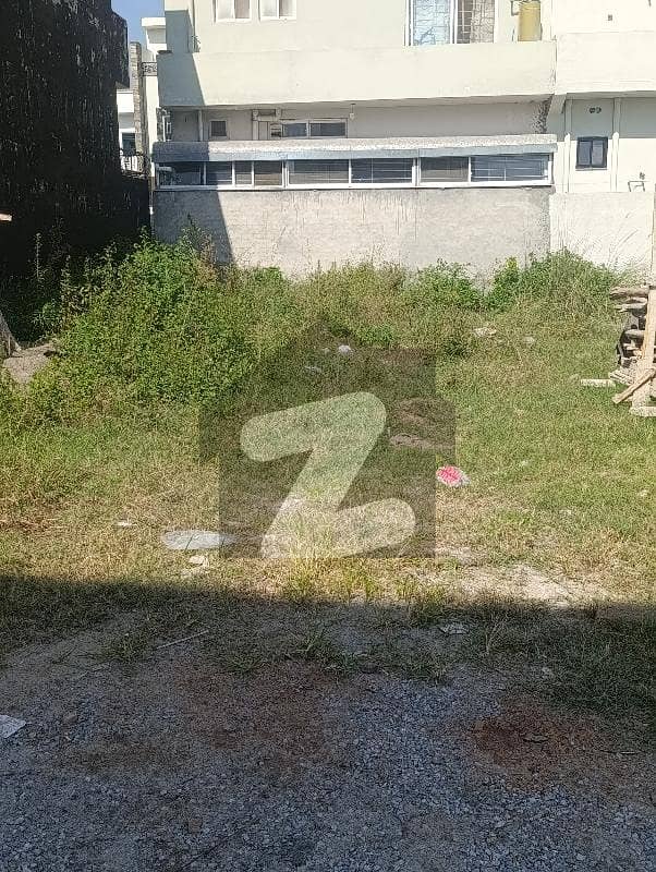 Top Location Plot For Sale Near D12 Markaz And KFC . . . Top Location Plot For Sale Near D12 Markaz And KFC . . .