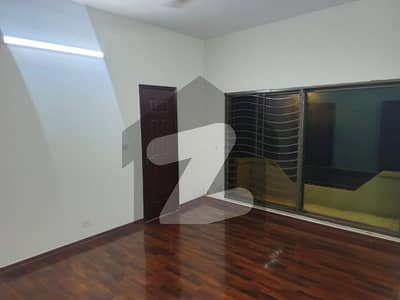 3 Beds 10 Marla House For Rent In Askari 11 - Sector A Lahore