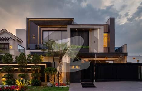 Spacious 1 Kanal House For Rent In DHA Phase 6 Ideal For Families