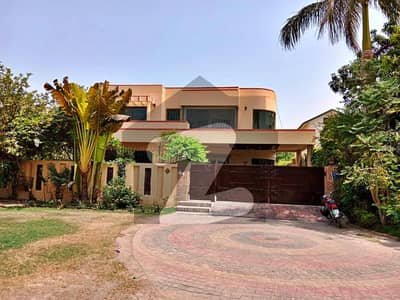 33 Maral Well Maintained owner build bungalow for sale Phase 1