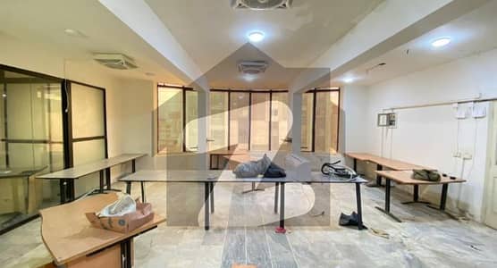 Office Floor For Rent With 2 Bathrooms